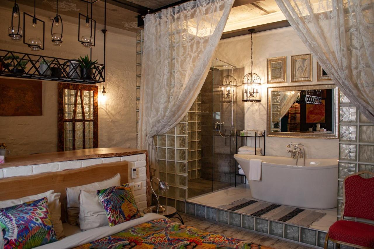Manna Boutique Hotel (Adults Only) Kiev Luaran gambar