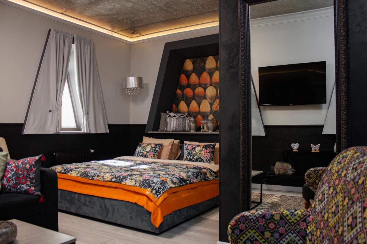 Manna Boutique Hotel (Adults Only) Kiev Luaran gambar
