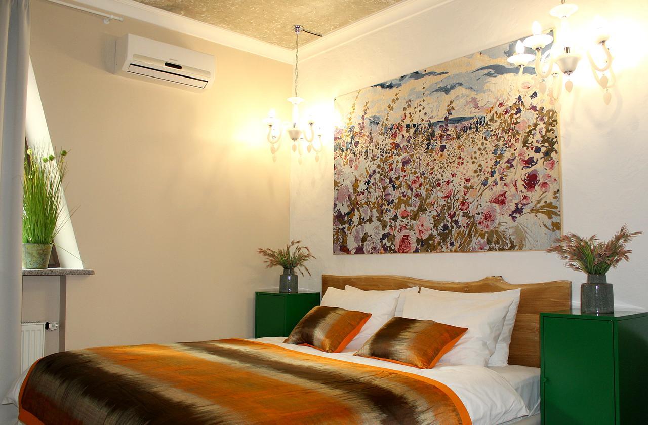 Manna Boutique Hotel (Adults Only) Kiev Luaran gambar